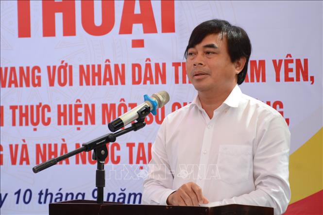 Ông Tô Văn Hùng, Bí thư Huyện ủy Hòa Vang phát biểu tại buổi đối thoại. Ảnh: Văn Dũng-TTXVN