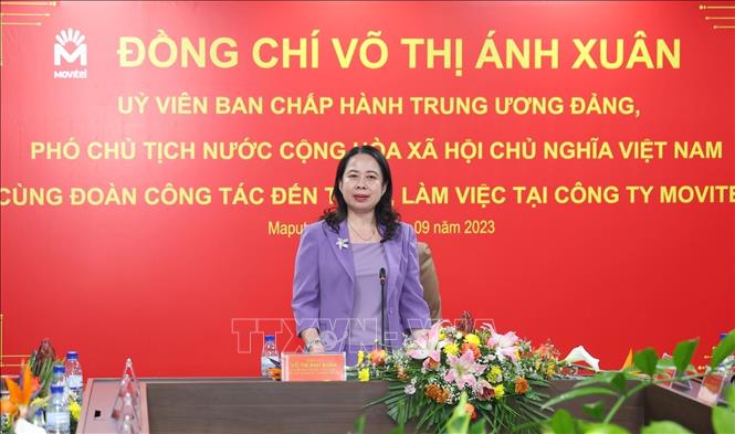 Phó Chủ tịch nước Võ Thị Ánh Xuân phát biểu trong buổi thăm và làm việc với Movitel tại Maputo, CH Mozambique. Ảnh: Lâm Khánh – TTXVN
