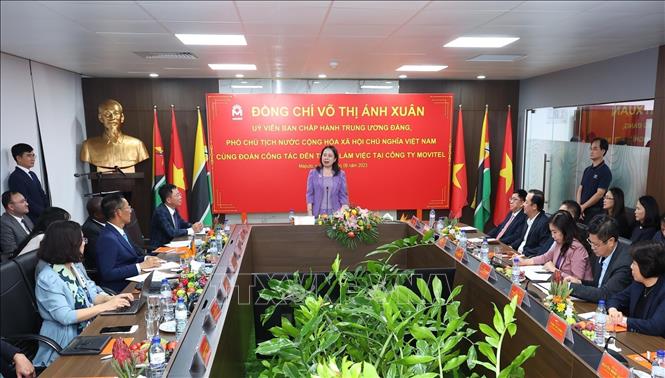Phó Chủ tịch nước Võ Thị Ánh Xuân phát biểu trong buổi thăm và làm việc với Movitel tại Maputo, CH Mozambique. Ảnh: Lâm Khánh – TTXVN