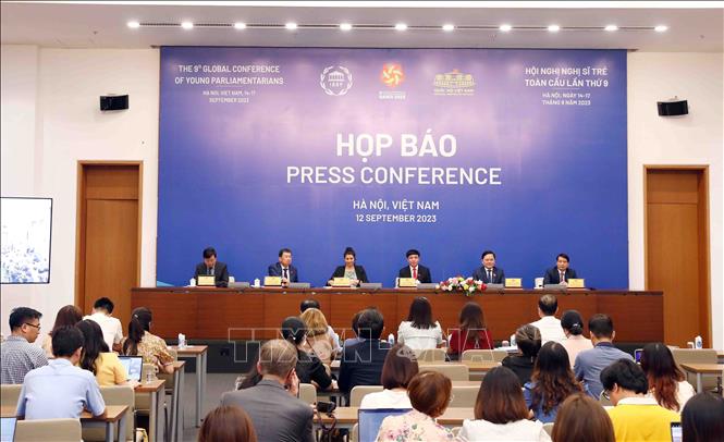 Quang cảnh buổi họp báo. Ảnh: Phạm Kiên - TTXVN