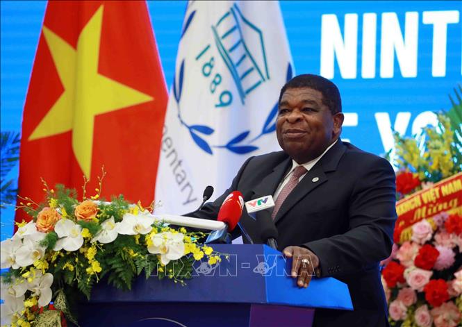 Secretary-General of the Inter-Parliamentary Union (IPU) Martin Chungong speaks at the conference. VNA Photo