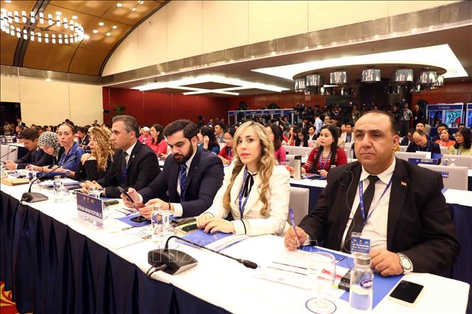 International delegates attend the opening ceremony. VNA Photo