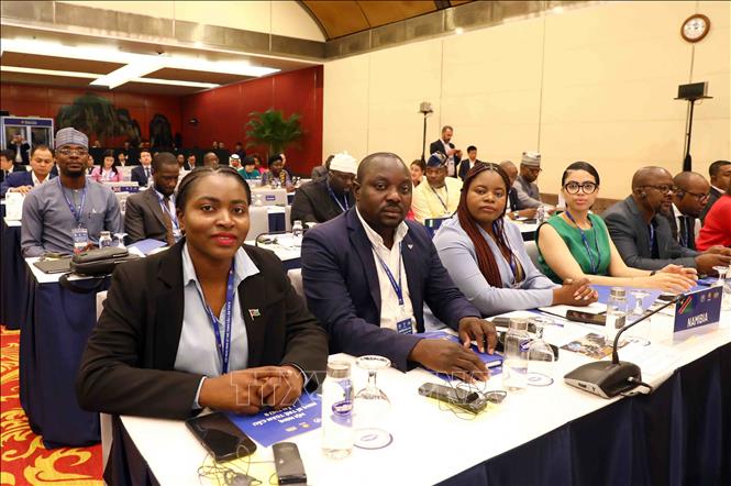 International delegates attend the opening ceremony. VNA Photo