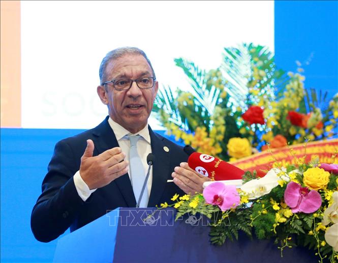 IPU President Duarte Pacheco speaks at the closing ceremony. VNA Photo