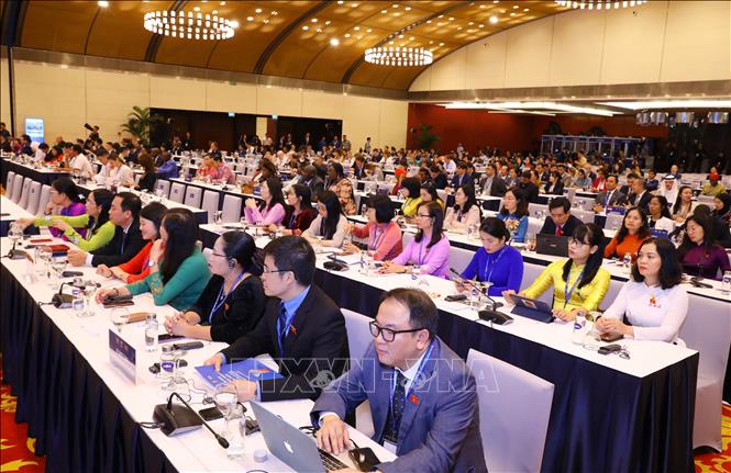 Delegates attend the closing ceremony. VNA Photo