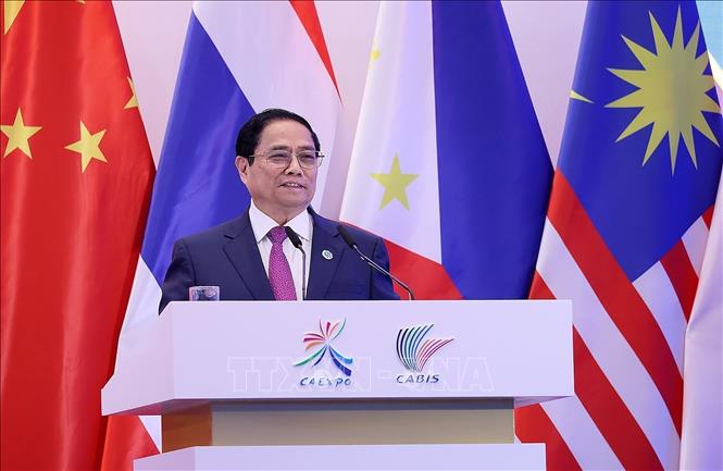 Prime Minister Pham Minh Chinh delivers a speech at the opening ceremony of CAEXPO and CABIS. VNA Photo: Dương Giang