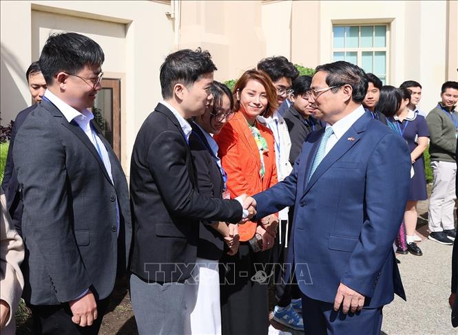 Thủ tướng Phạm Minh Chính với giảng viên và sinh viên Trường Đại học Tổng hợp San Francisco. Ảnh: Dương Giang-TTXVN
