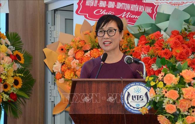 Tiến sĩ Tạ Thị Thu Hiền, Giám đốc Trung tâm Kiểm định chất lượng giáo dục - Đại học quốc gia Hà Nội phát biểu tại Lễ công bố. Ảnh: Văn Dũng - TTXVN