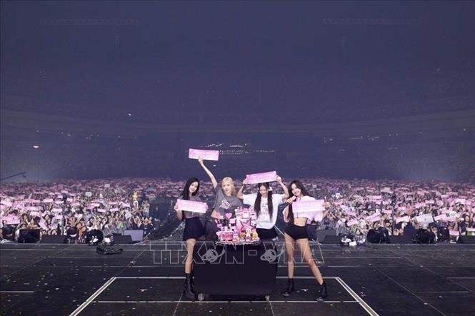 Các cô gái BlackPink biểu diễn tại Seoul, Hàn Quốc, ngày 17/9/2023. Ảnh: YONHAP/TTXVN