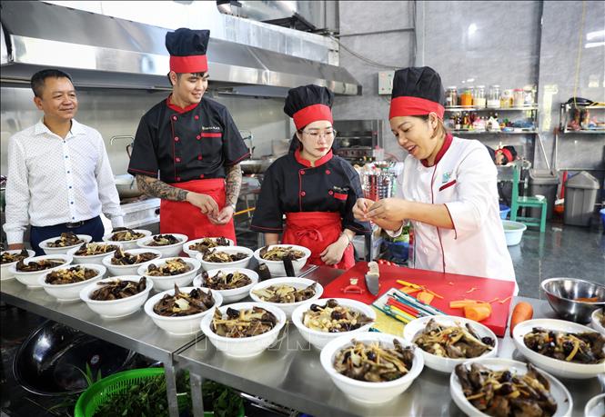 Một buổi thực hành tại cơ sở. Ảnh: Danh Lam -TTXVN