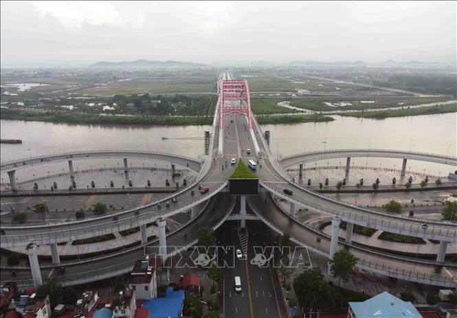Cầu Hoàng Văn Thụ có kiến trúc độc đáo lấy ý tưởng từ hình 