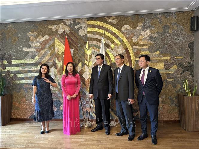 Các đại biểu chụp ảnh chung. Ảnh: TTXVN phát