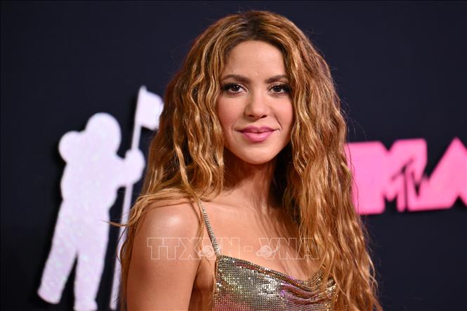 Ca sĩ người Colombia Shakira tại một lễ trao giải âm nhạc ở New Jersey, Mỹ ngày 12/9/2023. Ảnh: AFP/TTXVN