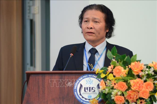 PGS. TS. Phan Cao Thọ, Hiệu trưởng Trường Đại học Sư phạm Kỹ thuật - Đại học Đà Nẵng phát biểu tại Hội nghị. Ảnh: Văn Dũng - TTXVN