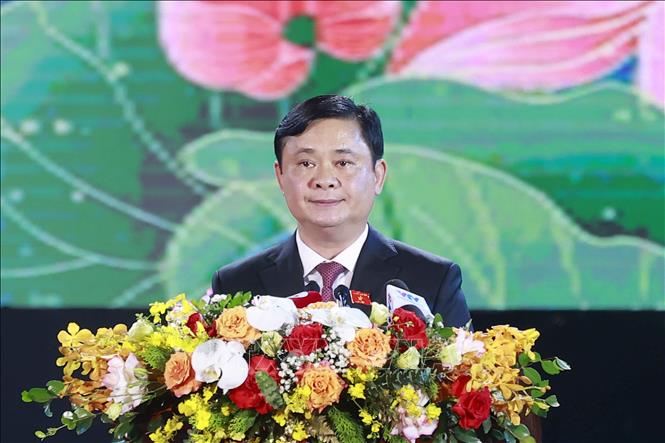 Đồng chí Thái Thanh Quý, Ủy viên Trung ương Đảng, Bí thư Tỉnh ủy, Chủ tịch HĐND tỉnh, Trưởng đoàn đại biểu Quốc hội tỉnh Nghệ An phát biểu. Ảnh: Doãn Tấn - TTXVN