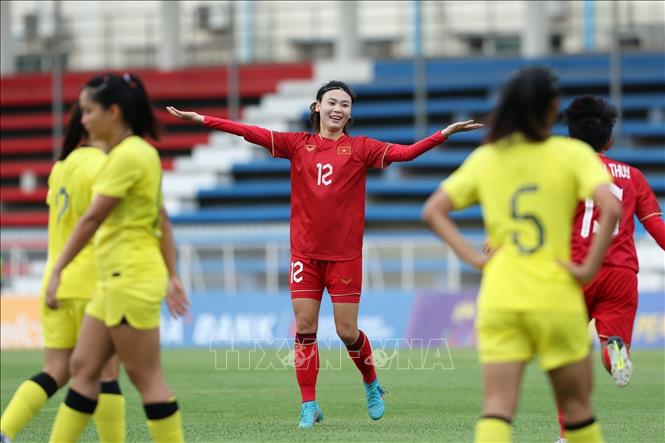 Hải Yến tỏa sáng ghi bàn thắng mở tỷ số cho đội tuyển Việt Nam tại vòng bảng SEA Games 32 gặp đối thủ Myanmar. Ảnh: Minh Quyết – TTXVN