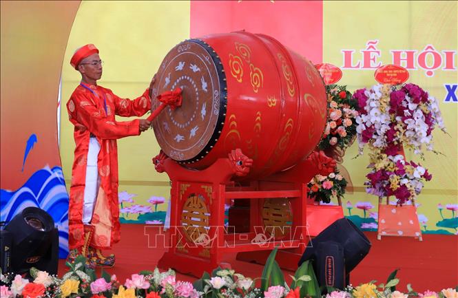 Đánh trống khai hội đền Đồng Bằng năm 2023. Ảnh: Thế Duyệt - TTXVN