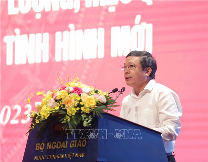 Thứ trưởng Bộ Văn hoá, Thể thao và Du lịch Đoàn Văn Việt phát biểu tại hội nghị. Ảnh: Phương Hoa - TTXVN