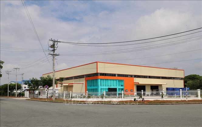 Khu công nghiệp Hòa Bình - một trong các KCN được quy hoạch theo tiêu chí xanh, sạch, đẹp của Long An