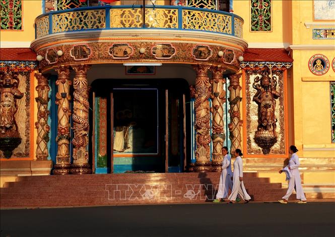 The main entrance to Tay Ninh Holy See. VNA Photo: Hồng Đạt