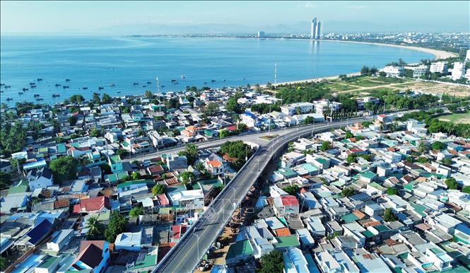Huyện Ninh Hải (Ninh Thuận) ngày càng khởi sắc nhờ thực hiện Chương trình mục tiêu quốc gia xây dựng nông thôn mới. Ảnh: Nguyễn Thành – TTXVN