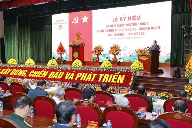 National Assembly (NA) Chairman Vuong Dinh Hue attends a ceremony celebrating its 60th traditional day in Hanoi on October 19. VNA Photo: Doãn Tấn