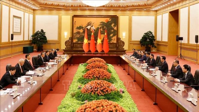 President Vo Van Thuong meets with General Secretary of the Communist Party of China Central Committee and President of China Xi Jinping in Beijing on October 20. VNA Photo: Thống Nhất