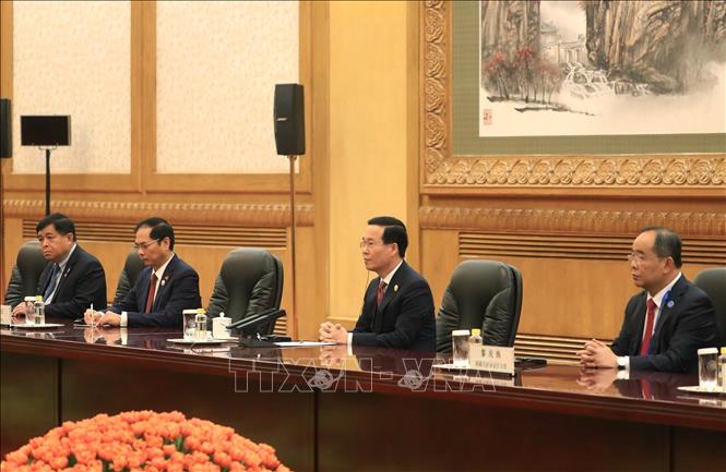 President Vo Van Thuong at the meeting with General Secretary of the Communist Party of China Central Committee and President of China Xi Jinping in Beijing on October 20. VNA Photo: Thống Nhất