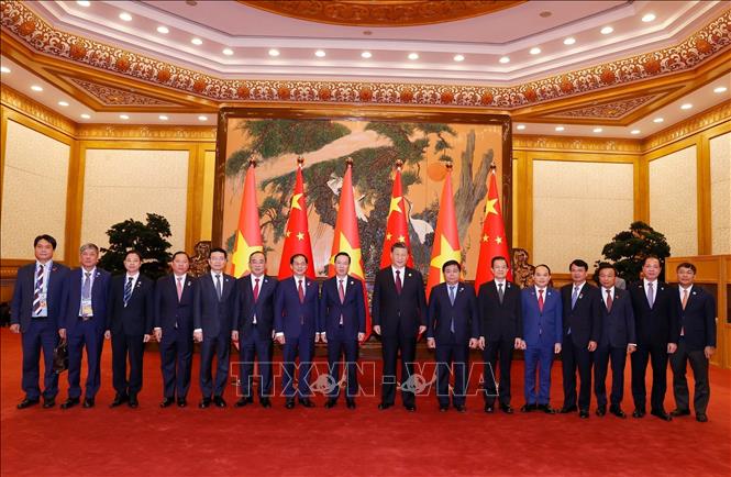 President Vo Van Thuong meets with General Secretary of the Communist Party of China Central Committee and President of China Xi Jinping in Beijing on October 20. VNA Photo: Thống Nhất