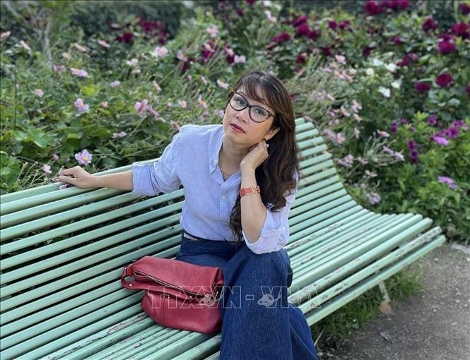 Nhà biên kịch Nguyễn Mỹ Linh. Ảnh : TTXVN phát