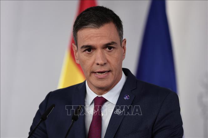 Quyền Thủ tướng Tây Ban Nha Pedro Sanchez phát biểu tại Madrid ngày 3/10/2023. Ảnh: AFP/TXVN