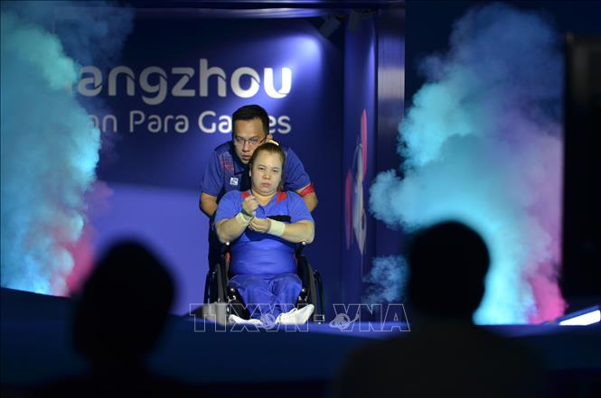 VĐV Đặng Thị Linh Phượng giành HCB hạng cân 50kg. Ảnh: TTXVN phát