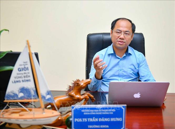 PGS.TS Trần Đăng Hưng, trưởng khoa Công nghệ thông tin cho biết 
