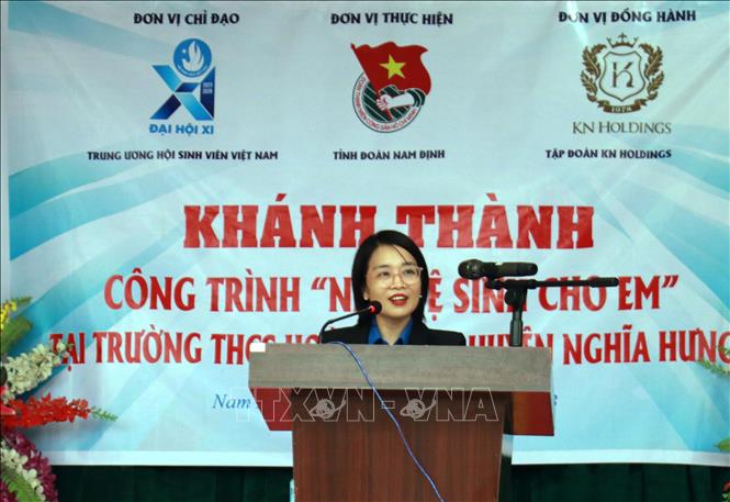 Phó Bí thư Tỉnh đoàn Nam Định Phạm Thị Thanh Huyền phát biểu tại buổi lễ. Ảnh: Nguyễn Lành - TTXVN