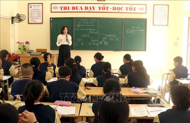 Giờ học của học sinh trường THCS Đoàn Thị Điểm, huyện Yên Mỹ, tỉnh Hưng Yên. Ảnh: Đinh Văn Nhiều - TTXVN