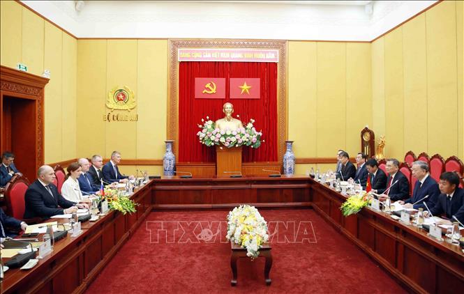 A view of the meeting. VNA Photo: Phạm Kiên