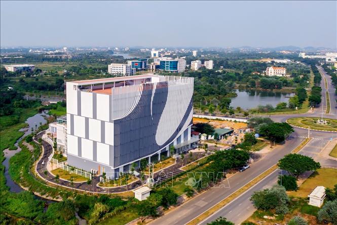 Tòa nhà VNPT IDC tại Khu công nghệ cao Hòa Lạc. Ảnh: TTXVN