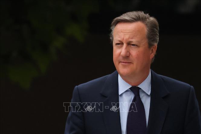 Cựu Thủ tướng Anh David Cameron tới dự một sự kiện tại London, ngày 3/6/2022. Ảnh: AFP/TTXVN
