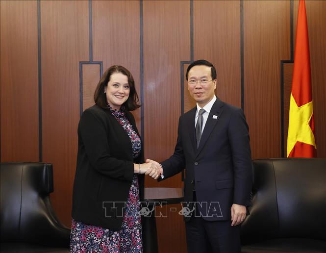 Chủ tịch nước Võ Văn Thưởng tiếp bà Erin Bromaghim, Phó Thị trưởng thành phố Los Angeles. Ảnh: Thống Nhất – TTXVN
