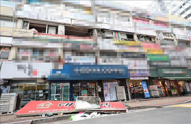 Hiện trường vụ nổ khí gas tại nhà hàng ở Changwon, Hàn Quốc, ngày 16/11/2023. Ảnh: Yonhap/TTXVN