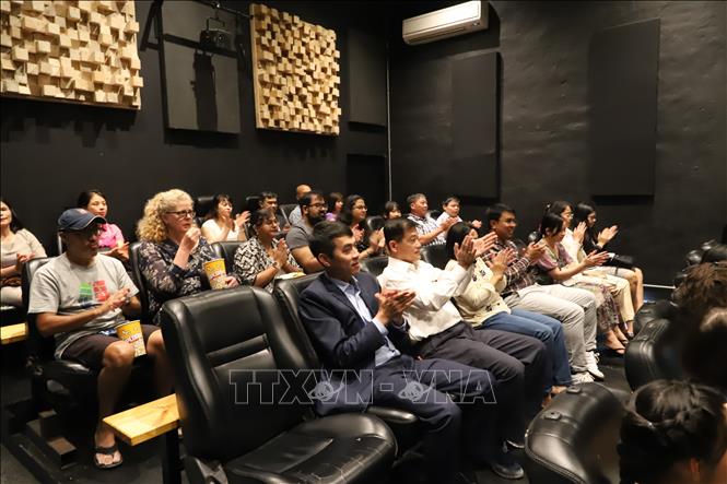 Audience at the screening of “Mat biec” (Dreamy Eyes) directed by Victor Vu. VNA Photo: Nguyễn Hoàng Minh
