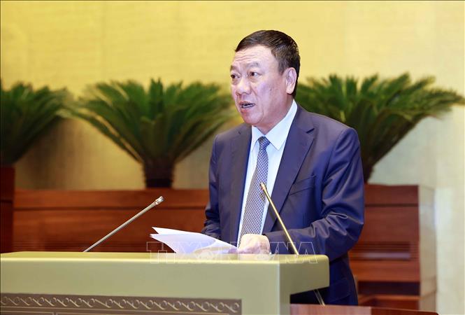 Tổng Thanh tra Chính phủ Đoàn Hồng Phong trình bày Báo cáo về công tác phòng, chống tham nhũng năm 2023 . Ảnh: Doãn Tấn - TTXVN