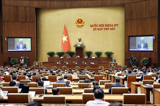 Chánh án Tòa án nhân dân tối cao Nguyễn Hòa Bình phát biểu giải trình, làm rõ một số vấn đề đại biểu Quốc hội nêu. Ảnh: Doãn Tấn - TTXVN
