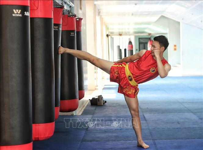 Vận động viên Nguyễn Thị Thu Thủy luyện tập. Ảnh: Danh Lam - TTXVN