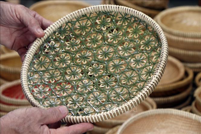 Sản phẩm mây tre đan mỹ nghệ ở Hợp tác xã Mây tre đan Bao La. Ảnh: Đỗ Trưởng - TTXVN