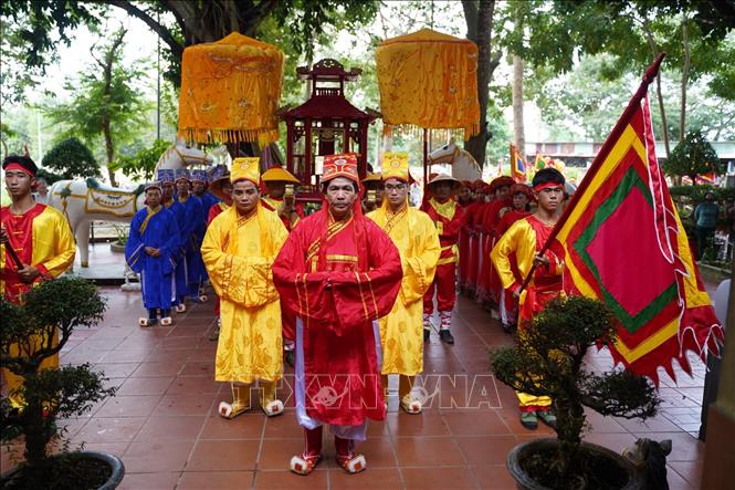 Lễ rước Bài vị Hoàng tử Hội An (tương truyền là Con của Bà Phi Yến), nét đẹp văn hóa tinh thần của người dân Côn Đảo. Ảnh: Huỳnh Sơn - TTXVN