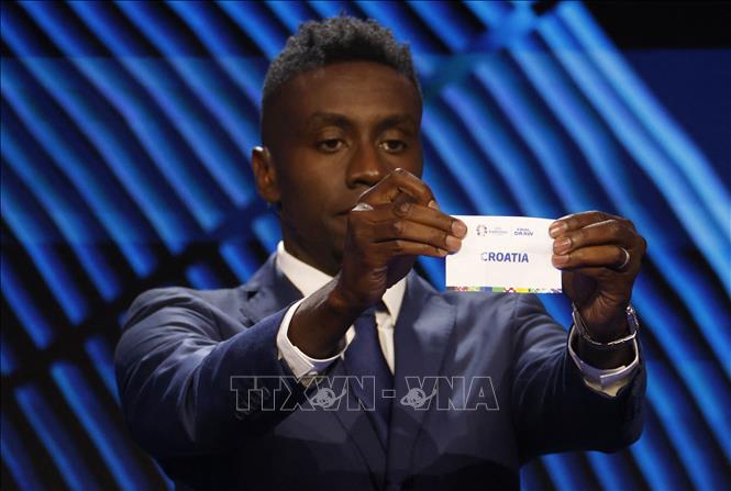 Cựu tuyển thủ Pháp Blaise Matuidi tại lễ bốc thăm vòng chung kết Euro 2024 ở Đức, ngày 2/12/2023. Ảnh: AFP/TTXVN