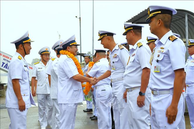 Lễ đón đoàn công tác Vùng 5 Hải quân Nhân dân Việt Nam tại cảng Songkhla, Thái Lan. Ảnh: TTXVN phát