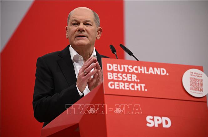 Thủ tướng Đức Olaf Scholz phát biểu tại đại hội đảng Dân chủ Xã hội (SPD) ở Berlin, ngày 9/12/2023. Ảnh: AFP/TTXVN