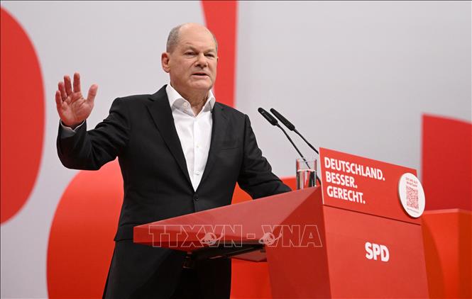 Thủ tướng Đức Olaf Scholz phát biểu tại đại hội đảng Dân chủ Xã hội (SPD) ở Berlin, ngày 9/12/2023. Ảnh: AFP/TTXVN